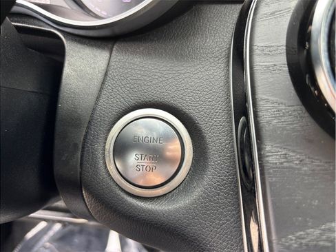 Used 2019 Mercedes-Benz GLC 300 image 27