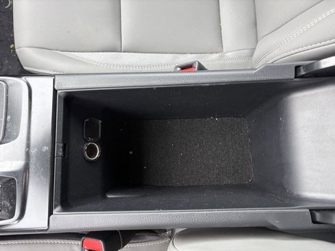 New 2026 Toyota Camry SE w/ Convenience Package image 13