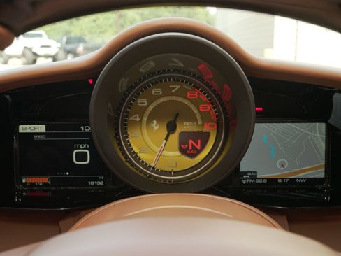 Used 2018 Ferrari 488 Spider RWD image 13