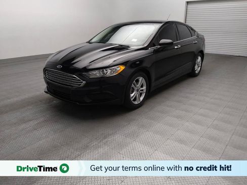 Used 2018 Ford Fusion SE w/ Fusion SE Technology Package FWD image 1