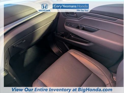 Certified 2024 Honda Odyssey EX-L image 18