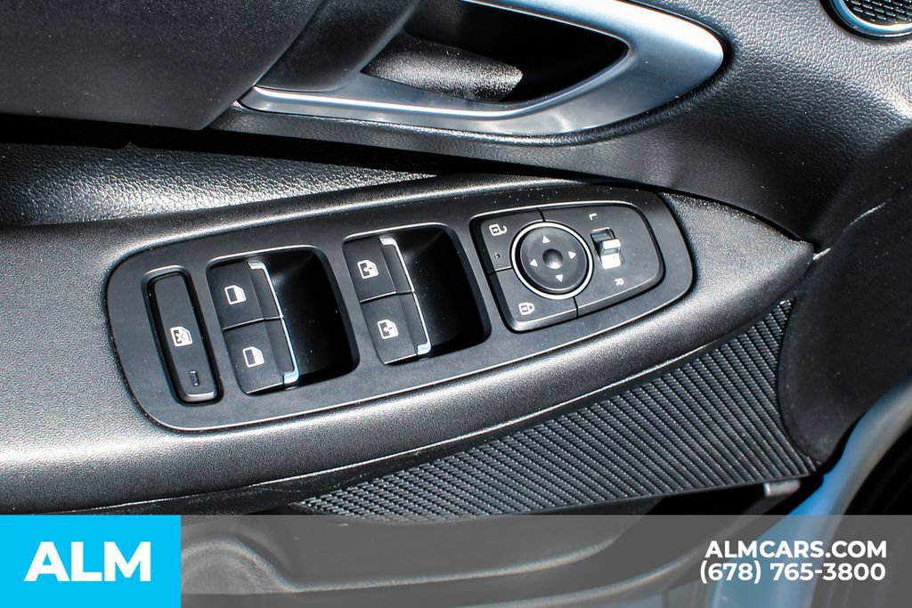 Used 2025 Hyundai Sonata SEL FWD image 34