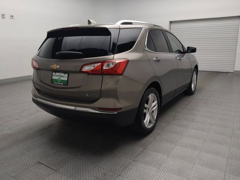 Used 2018 Chevrolet Equinox Premier FWD image 9