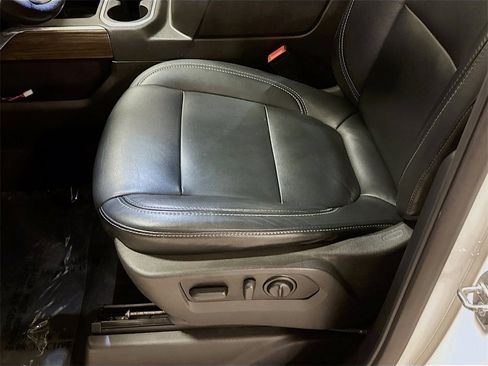 Used 2021 Chevrolet Silverado 1500 LT Trail Boss w/ Bed Protection Package image 22