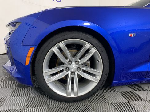 Used 2016 Chevrolet Camaro LT RWD image 11