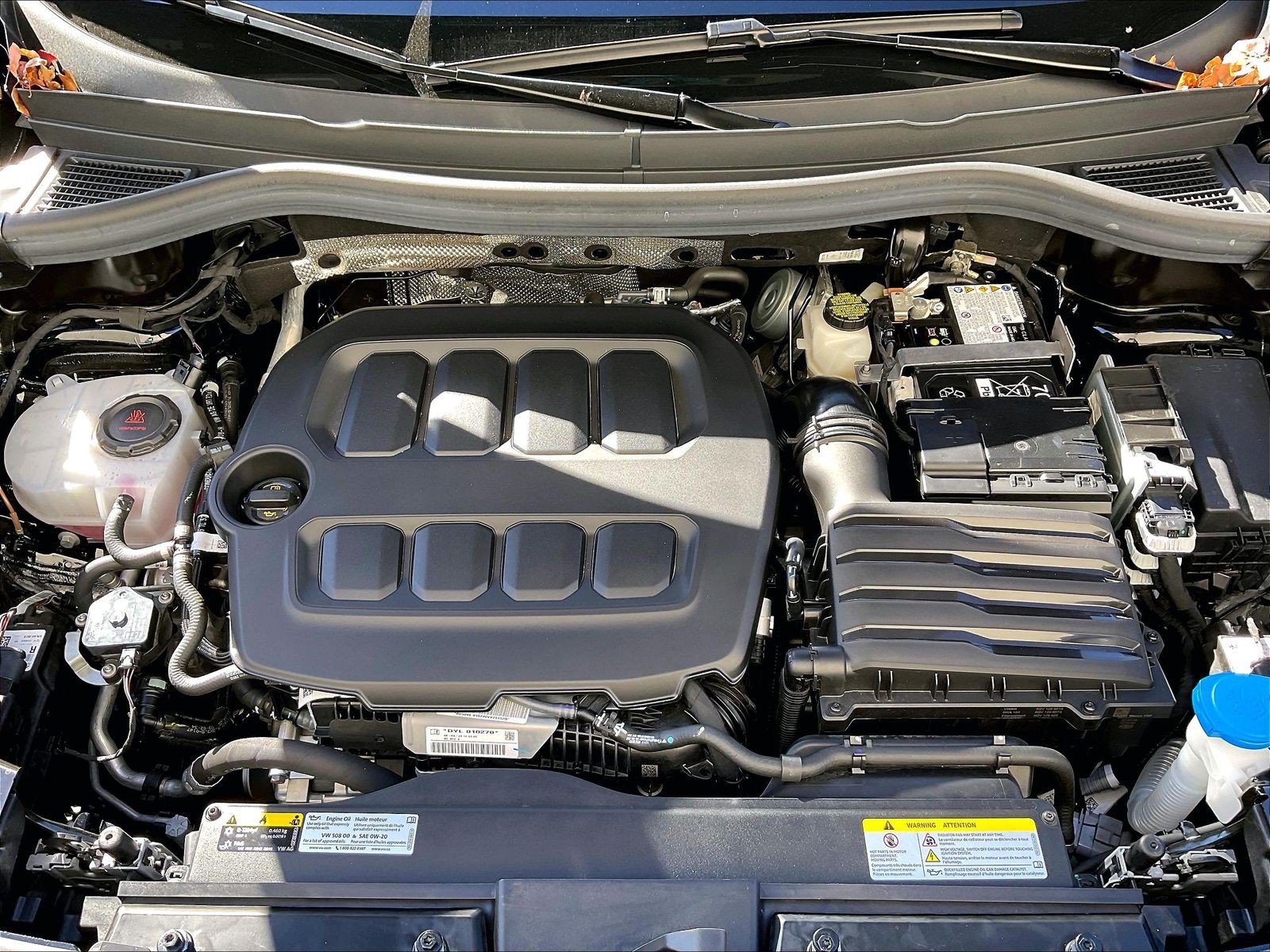Certified 2025 Volkswagen Tiguan S FWD image 8