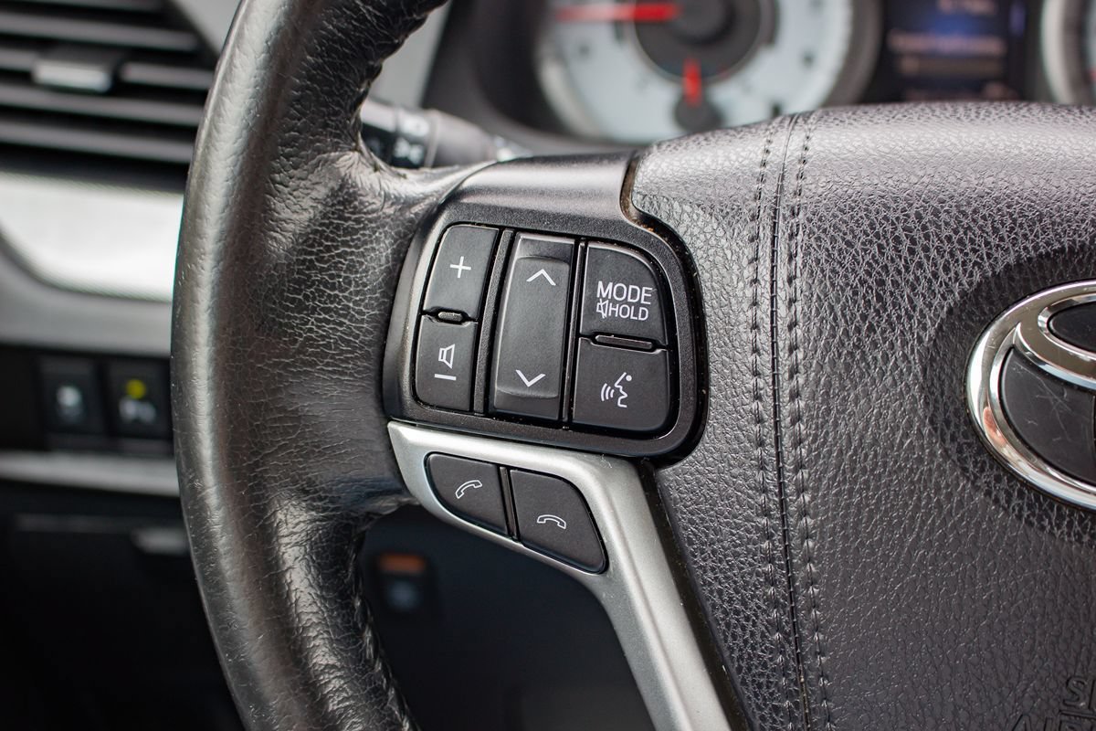 Used 2020 Toyota Sienna SE Premium FWD image 26