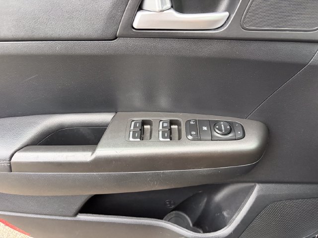 Certified 2022 Kia Sportage LX FWD image 27