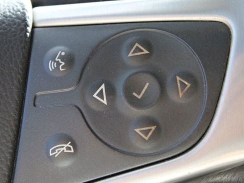 Used 2018 GMC Sierra 1500 SLT w/ Texas SLT Premium Package image 27