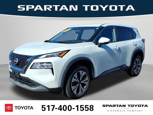Used 2022 Nissan Rogue SV AWD/4WD image 1