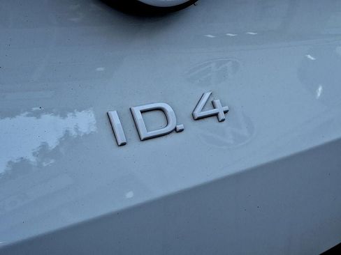 Certified 2023 Volkswagen ID.4 Pro RWD image 29