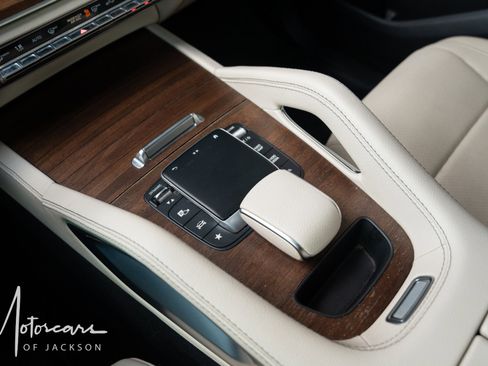 Used 2022 Mercedes-Benz GLE 450 4MATIC image 29