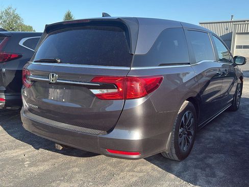 Used 2023 Honda Odyssey EX-L image 3