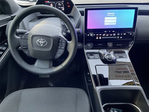 Used 2025 Toyota bZ4X AWD image 15