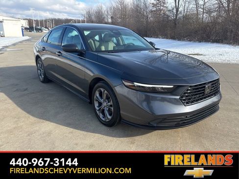 Used 2024 Honda Accord EX image 11