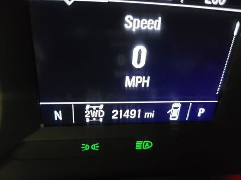 Used 2023 Chevrolet TrailBlazer LT w/ Convenience Package image 3