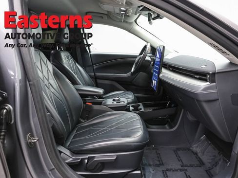 Used 2021 Ford Mustang Mach-E Select w/ Comfort/Technology Package AWD/4WD image 23