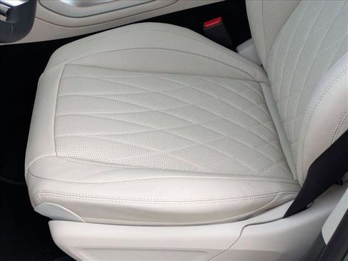 New 2026 Mercedes-Benz GLE 53 AMG 4MATIC image 4