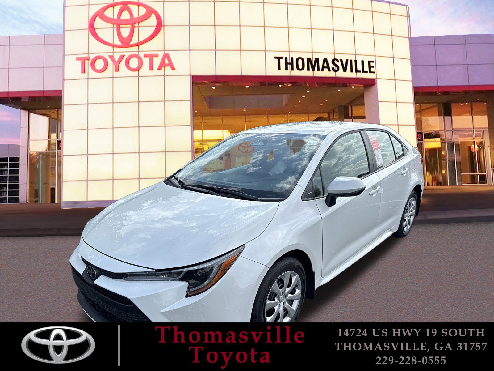 Used 2025 Toyota Corolla LE FWD image 1