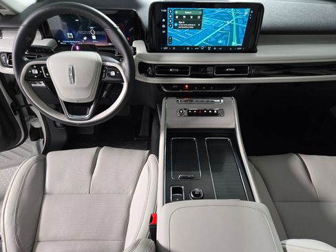 New 2026 Lincoln Aviator Reserve w/ Luxury Package image 16