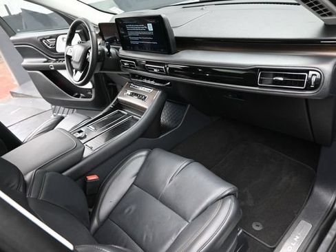 Certified 2025 Lincoln Aviator Reserve w/ Equipment Group 201A AWD/4WD image 29