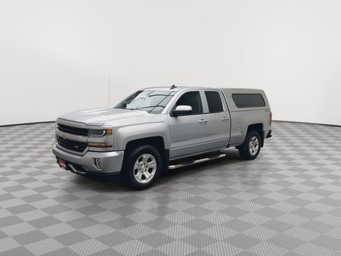 Used 2017 Chevrolet Silverado 1500 LT w/ All Star Edition AWD/4WD image 33