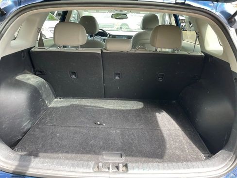 Used 2020 Kia Niro Touring image 22