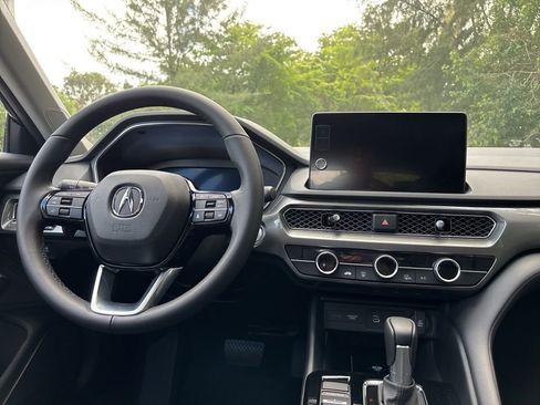 New 2026 Acura Integra FWD image 24