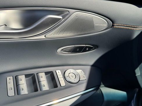 New 2026 Genesis GV70 2.5T Sport Prestige AWD/4WD image 11