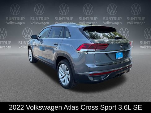 Used 2022 Volkswagen Atlas Cross Sport SE AWD/4WD image 3