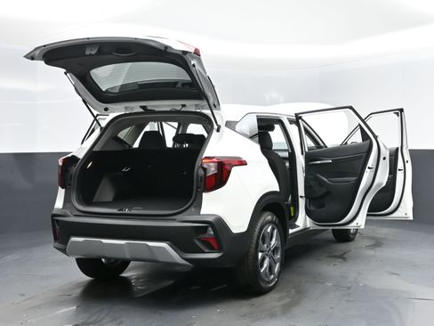 New 2026 Kia Seltos LX image 19