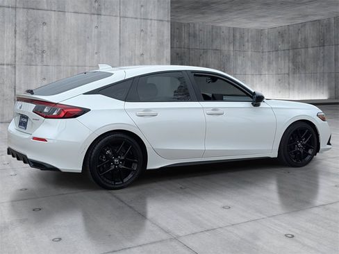 Used 2024 Honda Civic Sport image 5