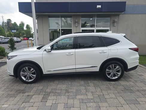 Used 2024 Acura MDX SH-AWD image 4