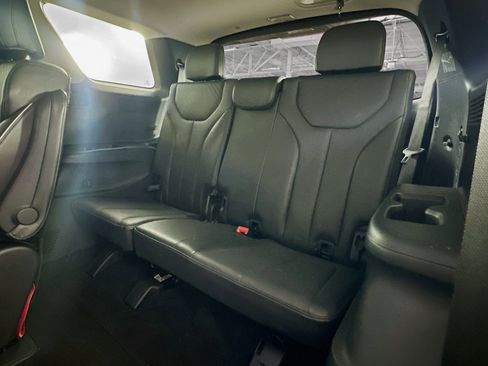Used 2025 Hyundai Palisade SEL image 30