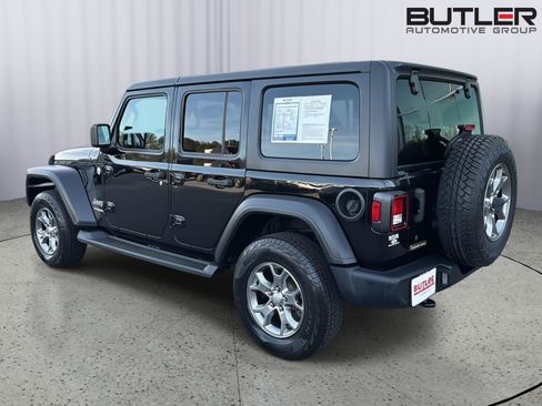 Used 2020 Jeep Wrangler Unlimited Sport image 3