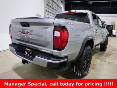 New 2026 GMC Canyon Elevation w/ Convenience Package