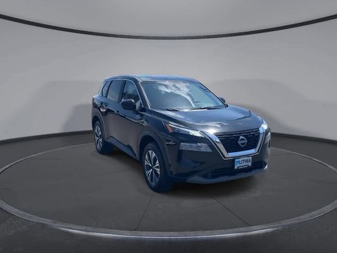 Used 2023 Nissan Rogue SV AWD/4WD image 3
