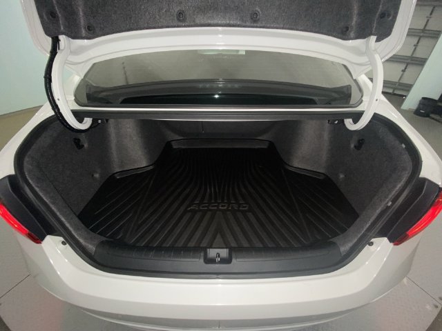 Used 2019 Honda Accord Touring image 23