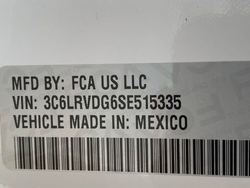 Used 2025 RAM ProMaster 2500 w/ Convenience Group image 28