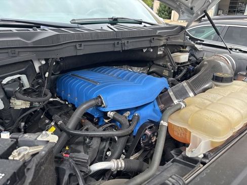 Used 2021 Ford F150 Lariat w/ Equipment Group 502A High AWD/4WD image 4