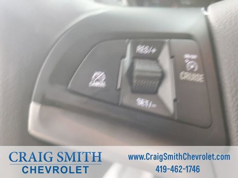 Used 2021 Chevrolet Trax LT w/ Driver Confidence Package FWD image 19