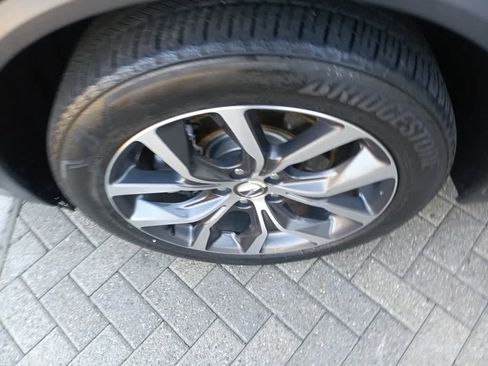 Used 2023 Acura MDX SH-AWD w/ Technology Package image 9