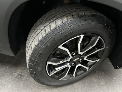 Used 2023 Chevrolet TrailBlazer ACTIV w/ Convenience Package FWD image 11