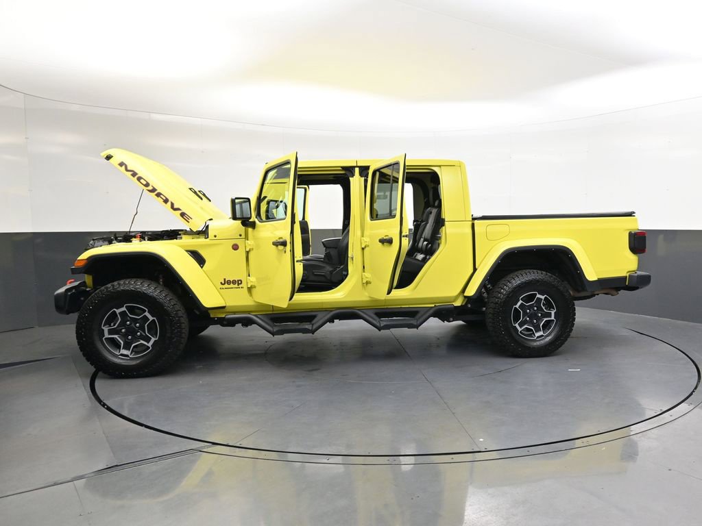 Used 2023 Jeep Gladiator Mojave w/ LED Lighting Group AWD/4WD image 45