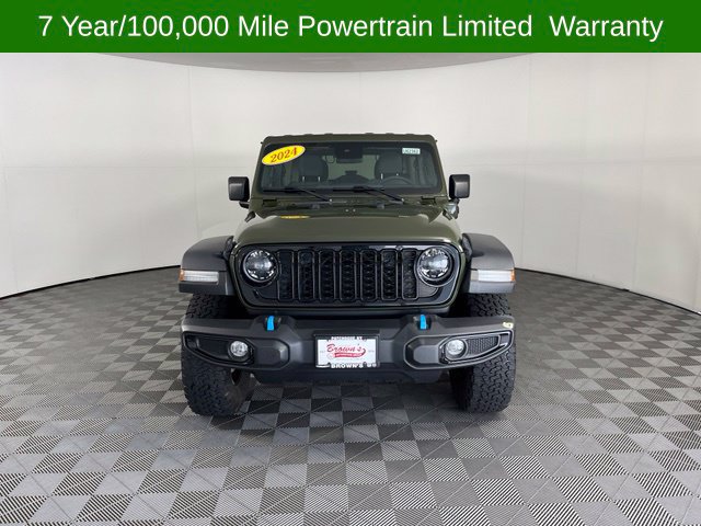 Used 2024 Jeep Wrangler Unlimited AWD/4WD image 2