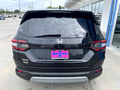 Used 2023 Honda Pilot EX-L image 3
