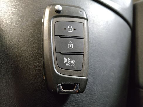 Used 2023 Hyundai Santa Fe SE AWD/4WD image 32