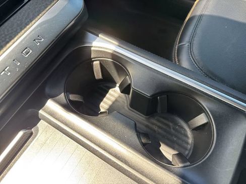 Used 2025 Ford Expedition Tremor AWD/4WD image 32