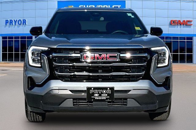 Used 2026 GMC Terrain Elevation AWD/4WD image 2
