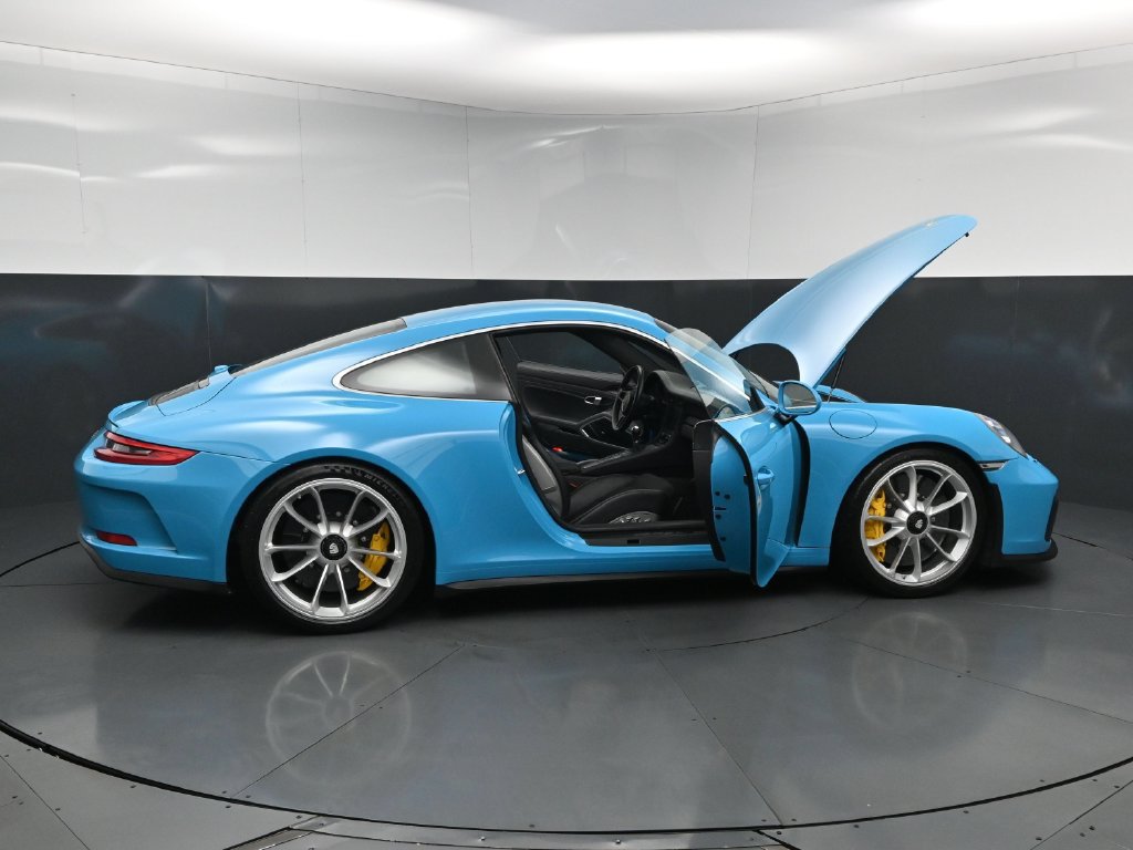 Certified 2018 Porsche 911 GT3 RWD image 33
